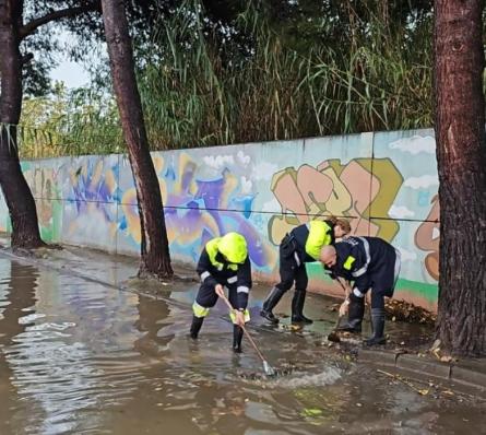 041124 VORA DEL MAR PLUJA.jpg