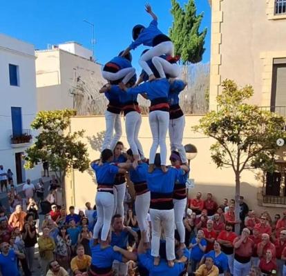 070724 el 5d6 Els Castellers Foix_primer a Cubelles.jpg