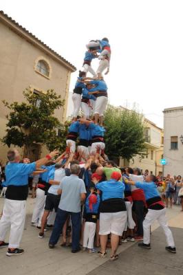 Els Castellers 3 de 6 amb Agulla_Festa Major Petita 22.jpg