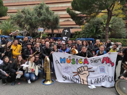 Manifestació Plataforma per l'Educació Musical (3).jpg