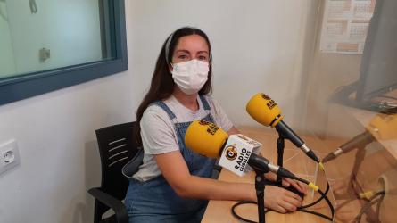 Meritxell Aguilar als estudis de Ràdio Cubelles.jpg