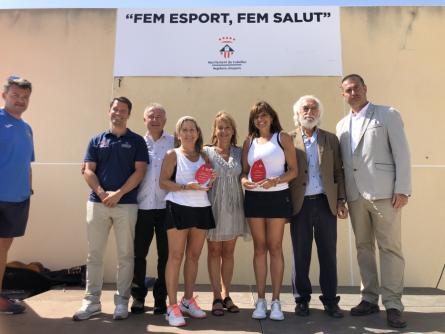 Open solidari tennis (18)_campiones femenines.JPG